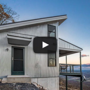 Building Showcase: Mountaintop Cabin with Amazing View and Black Metal Roof