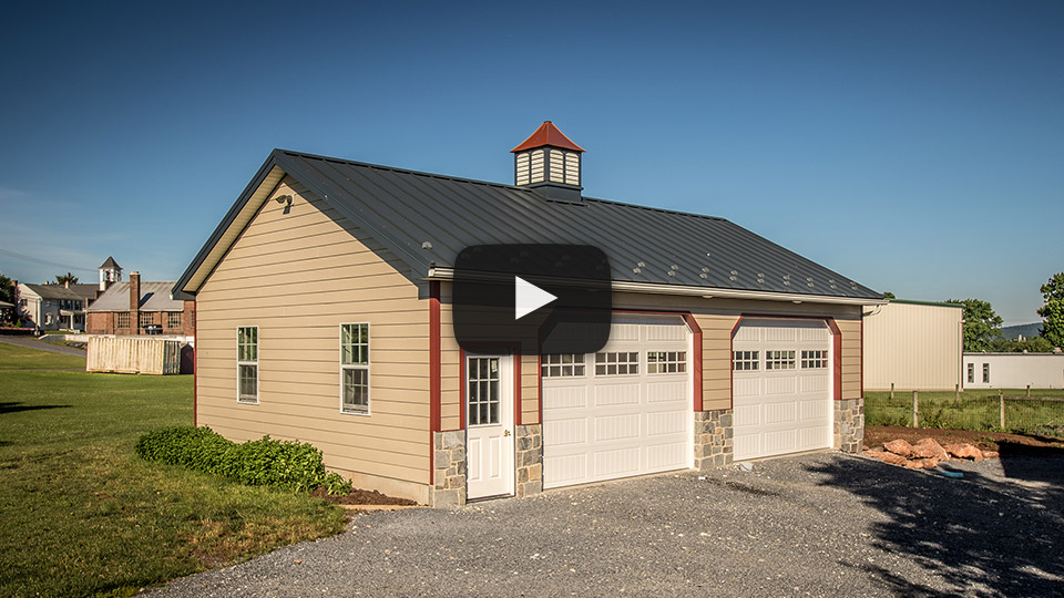 Building Showcase: 2-door Garage with Custom Cupola