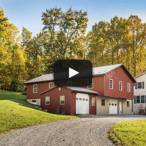 [Video] Red Amish Barn | Building Showcase